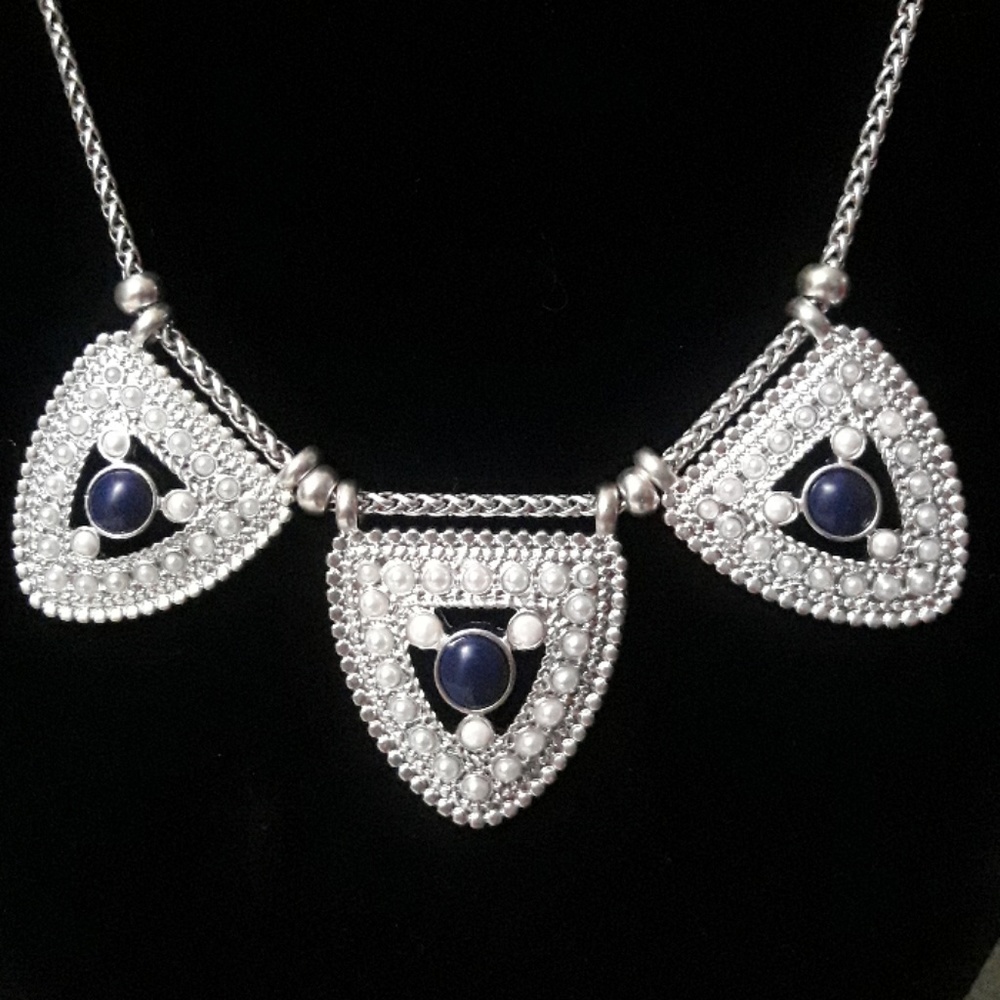 SALE🔥Lucky Brand beautiful necklace NWT